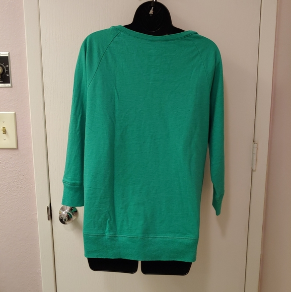 The NORTH FACE green 3/4 sleeve top - Picture 2 of 6